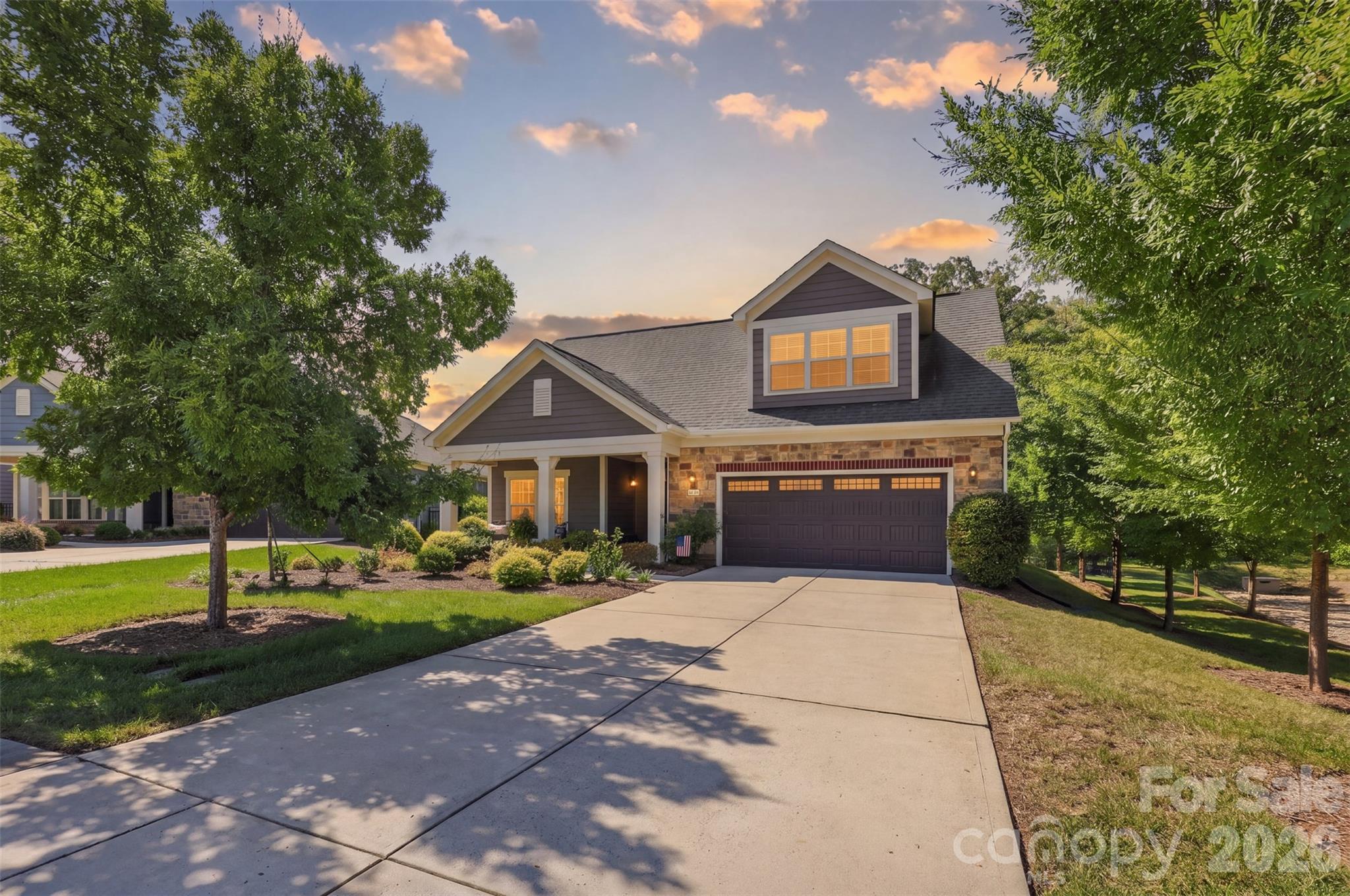 2213 Lincolnshire Lane
