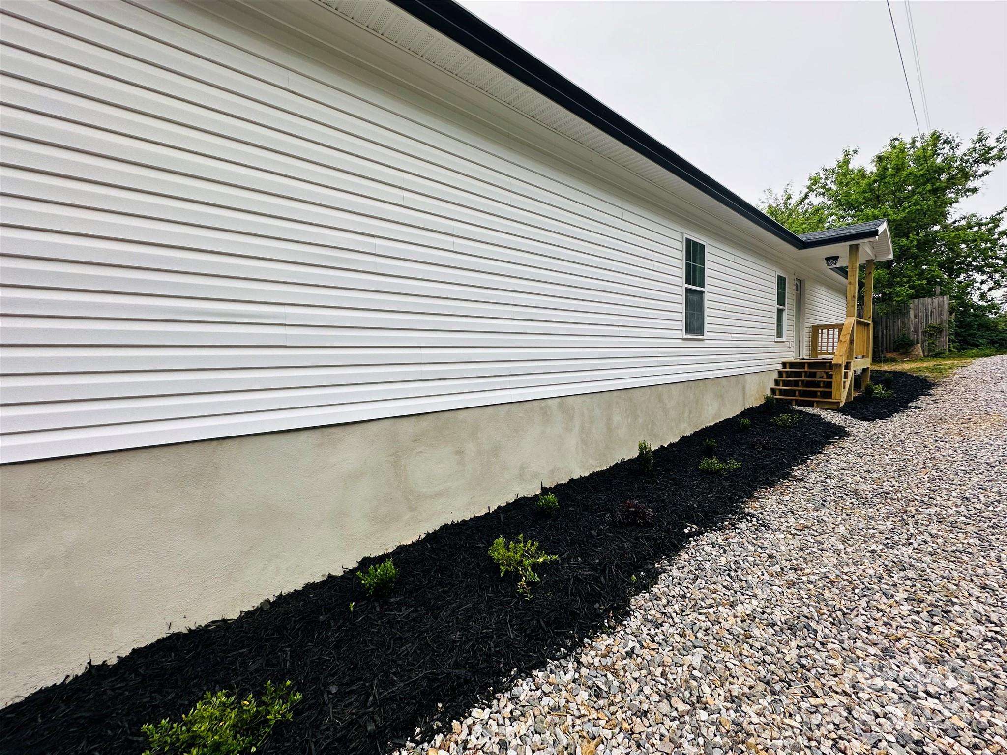 2220 Tatertown Loop