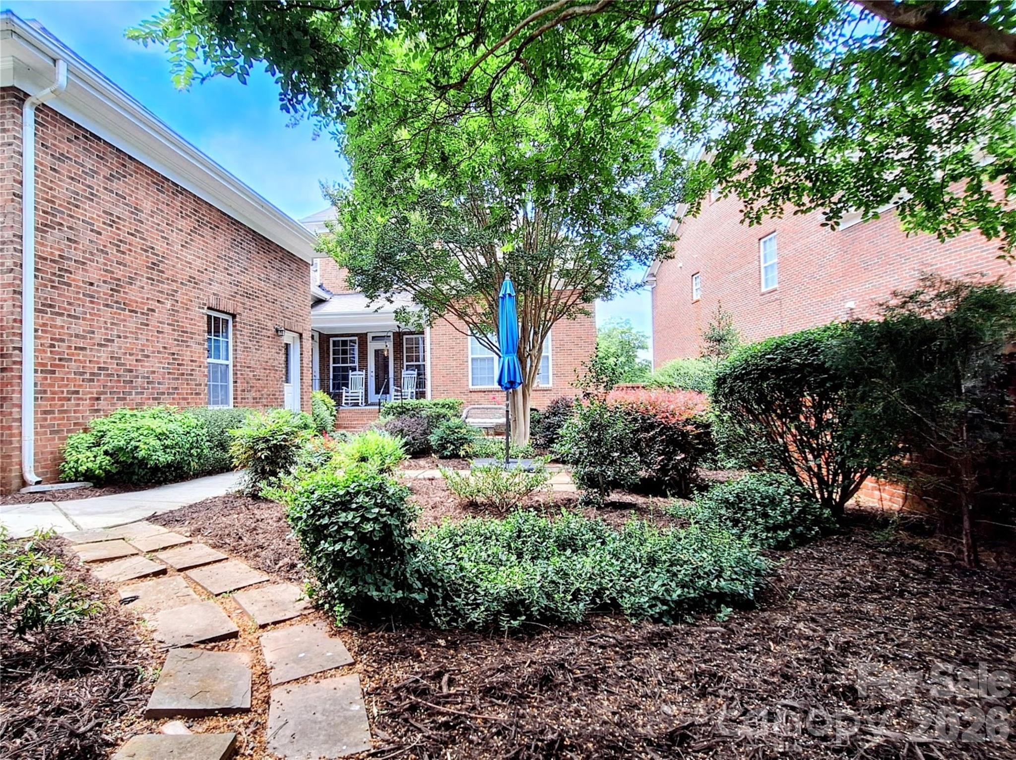 232 Hawthorne Park Avenue
