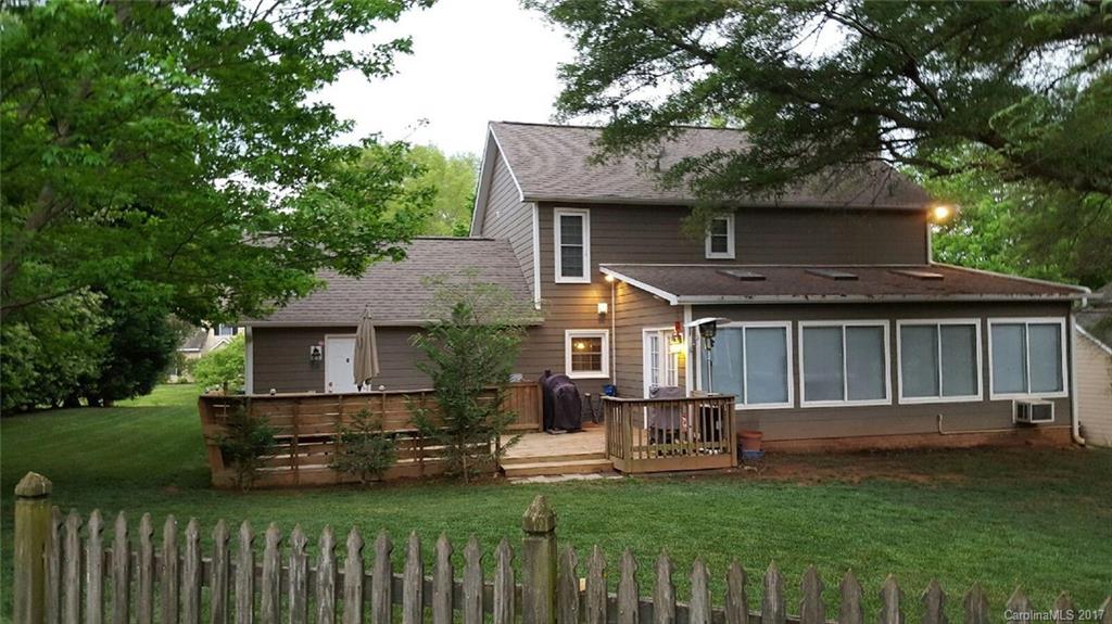 Willow Pond - Residential