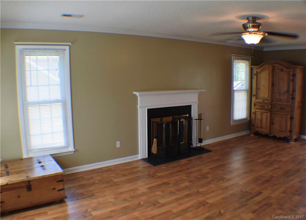 Willow Pond - Residential