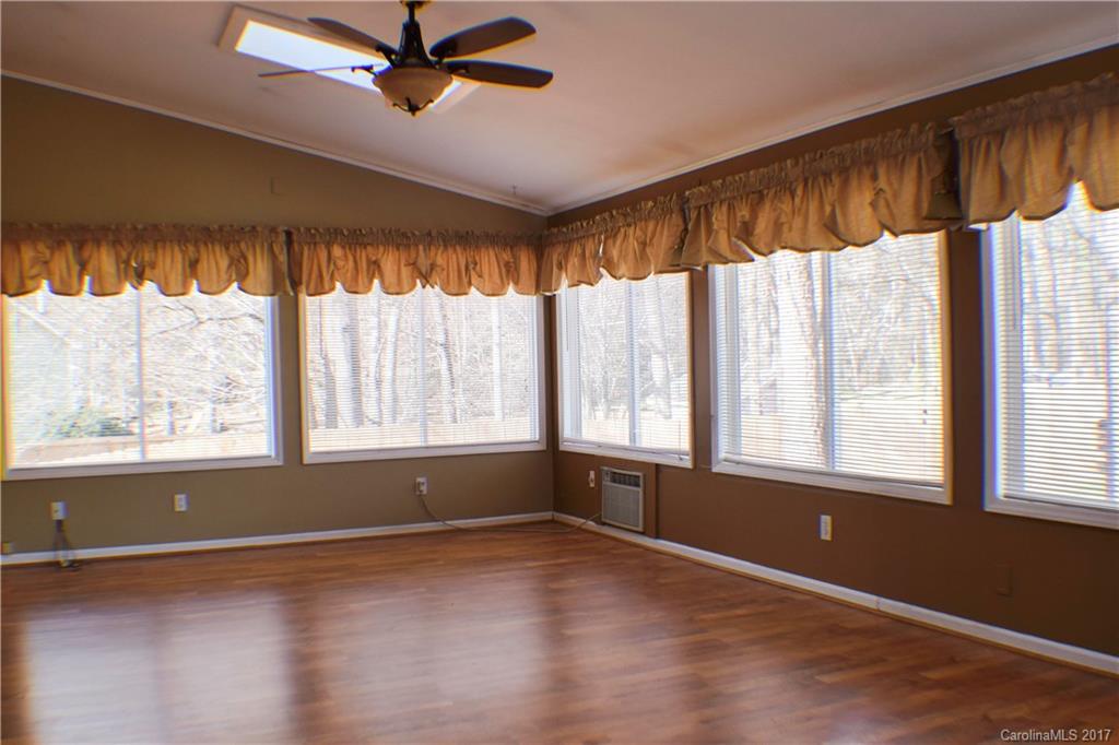 Willow Pond - Residential