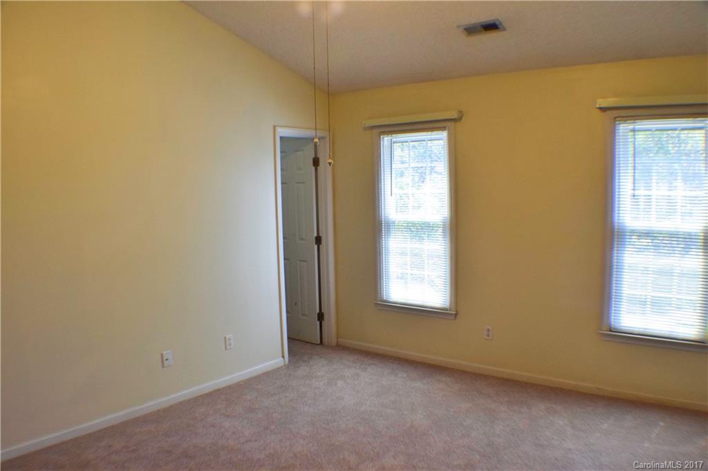 Willow Pond - Residential