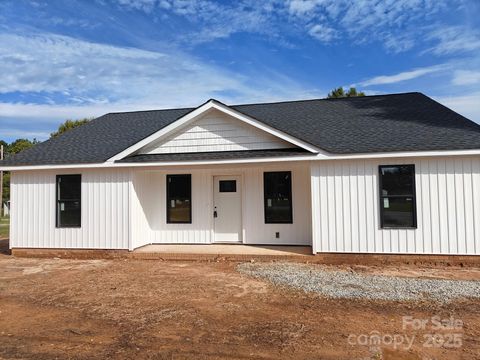Photo of 450 E Ridge Road #17-18, Salisbury, NC 28144 (MLS # 4303502)