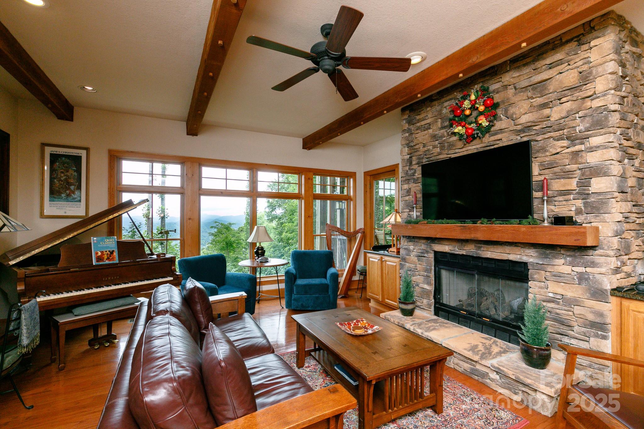 47 Creekside Way H/102