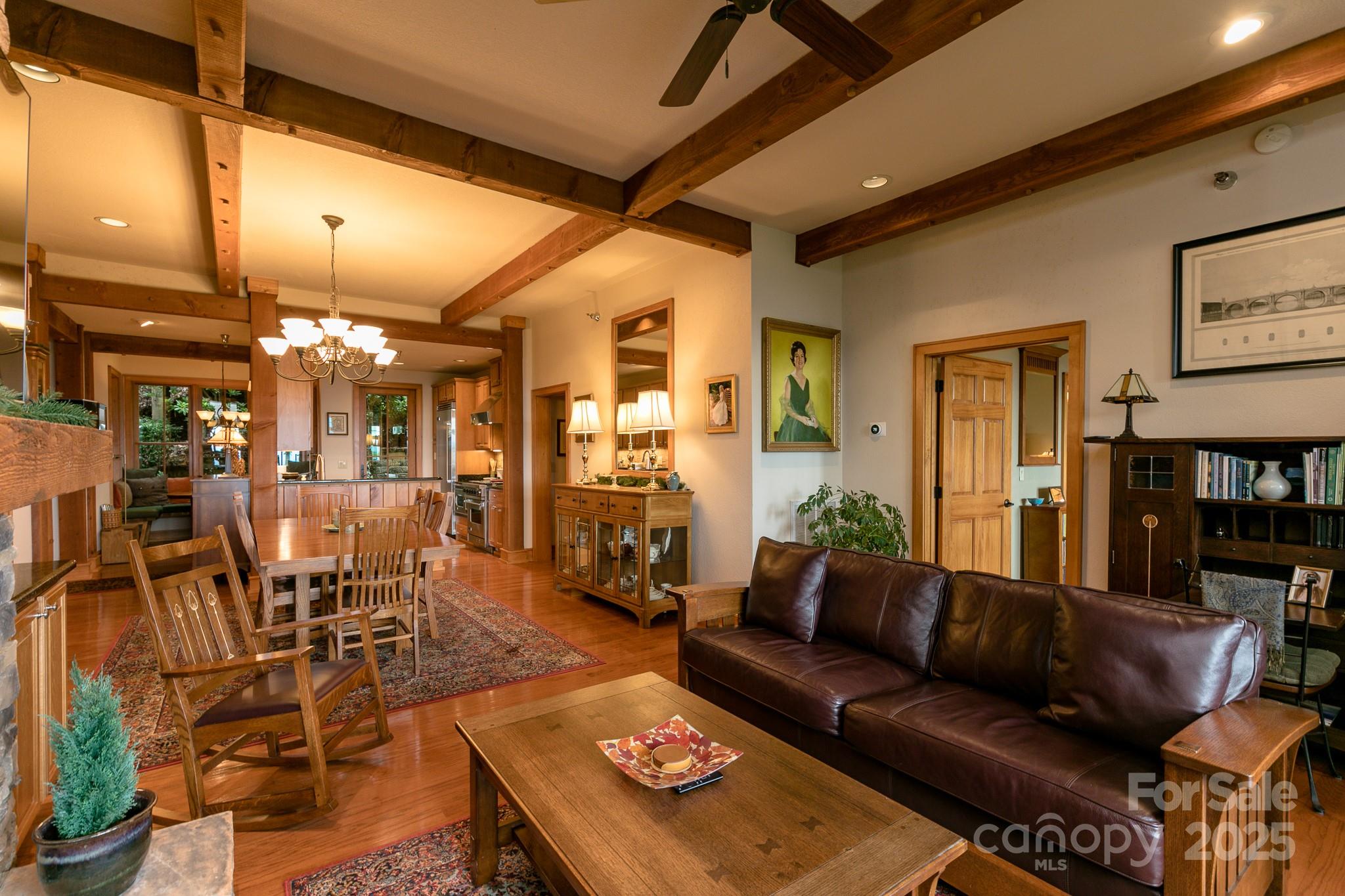 47 Creekside Way H/102