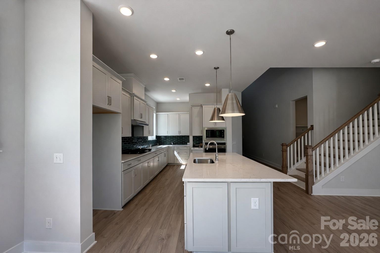 Hardy Pond - Residential