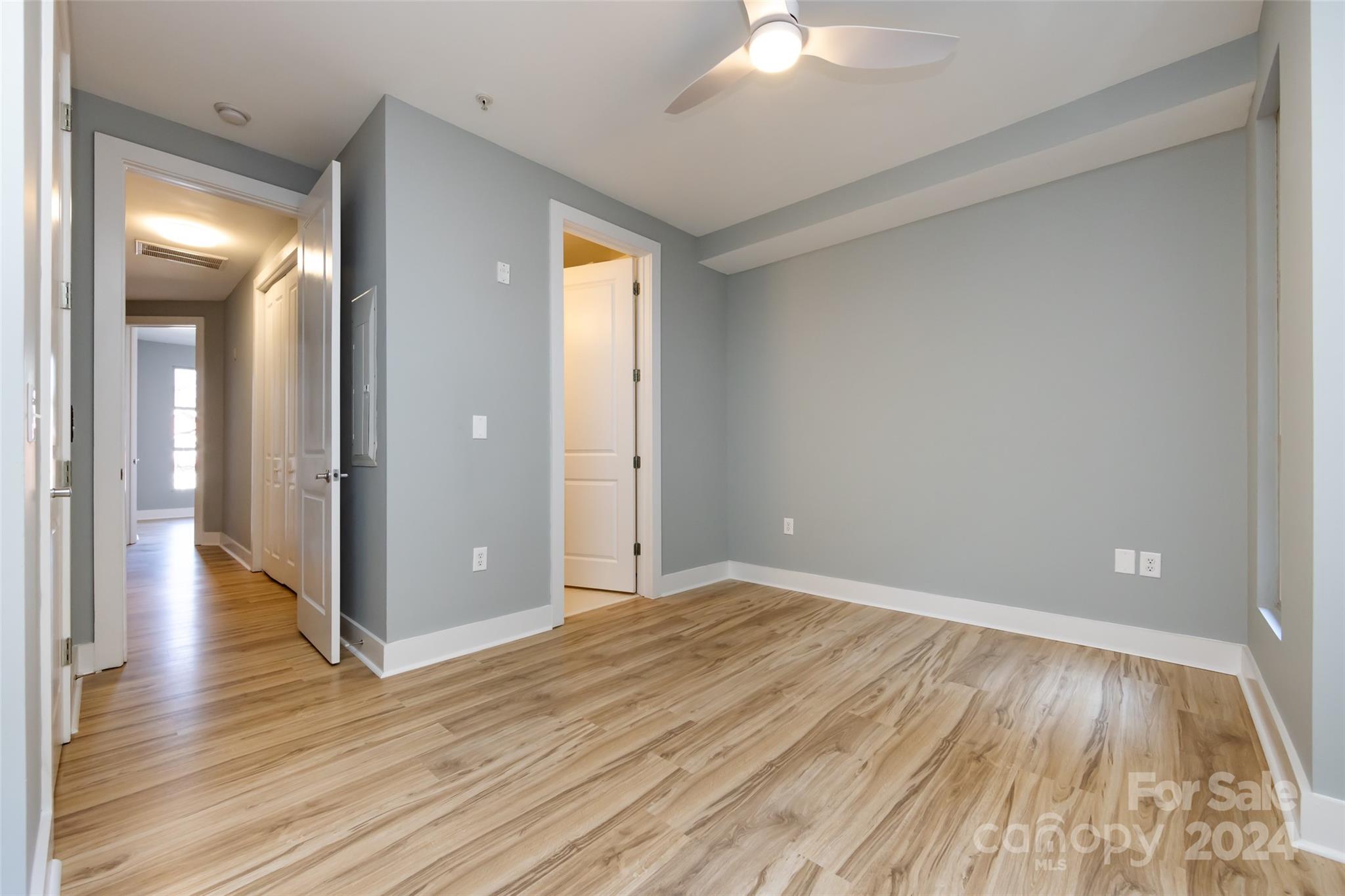 First Row Condominium - Residential