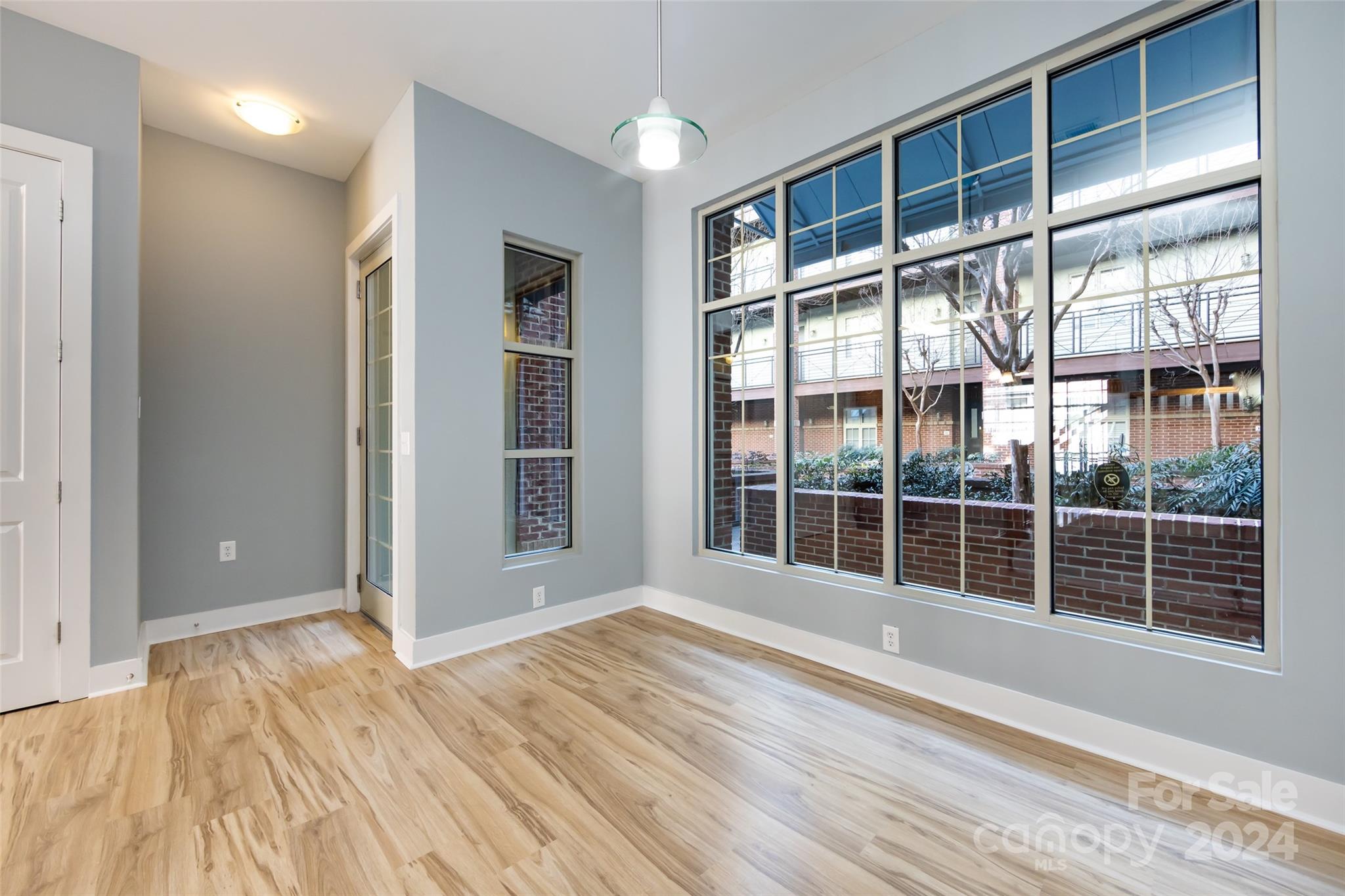 First Row Condominium - Residential