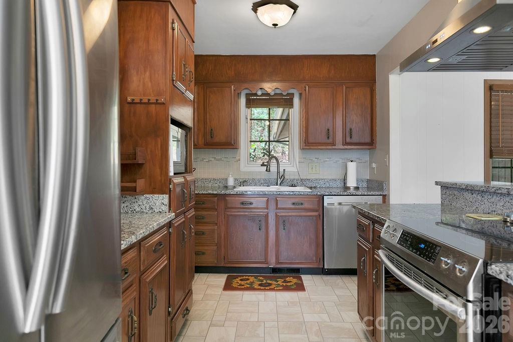 Glen Cannon - Residential