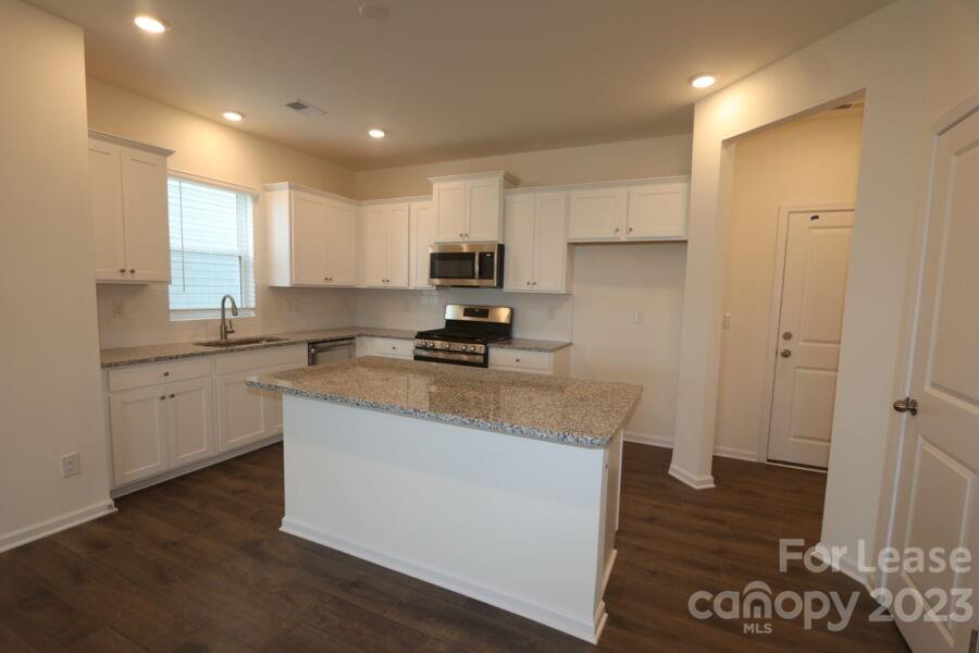 Kellerton Place - Residential Lease