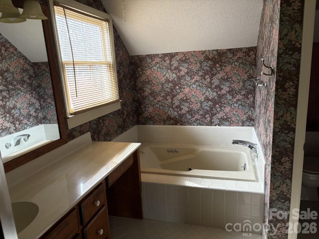 Bishops Ridge - Residential