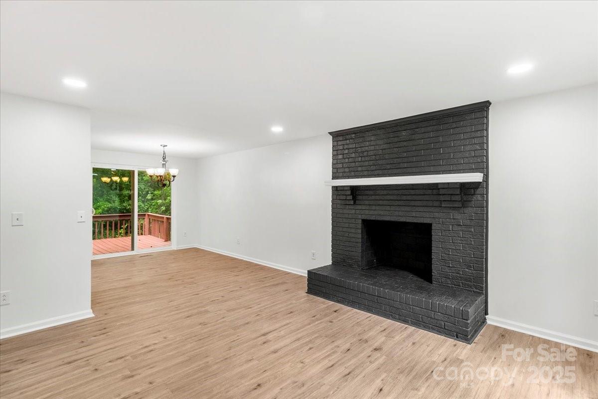 6839 Wagon Oak Road