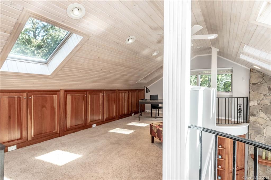 RH McComb - Residential