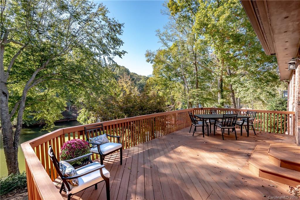 RH McComb - Residential