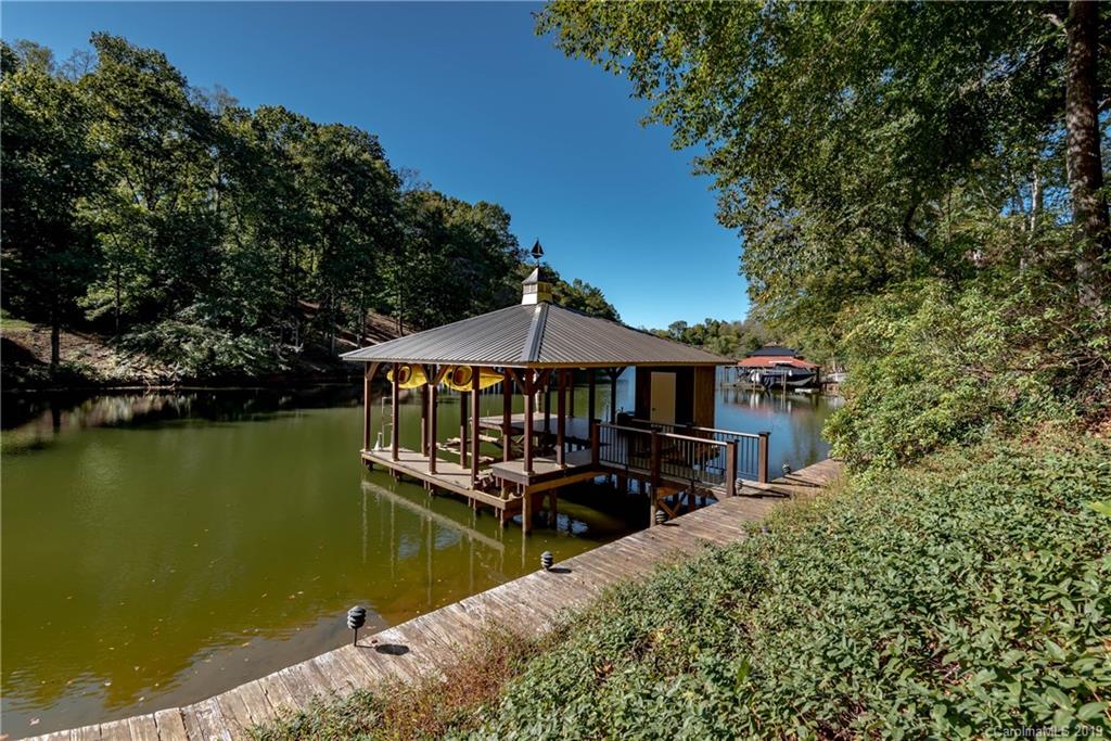 RH McComb - Residential