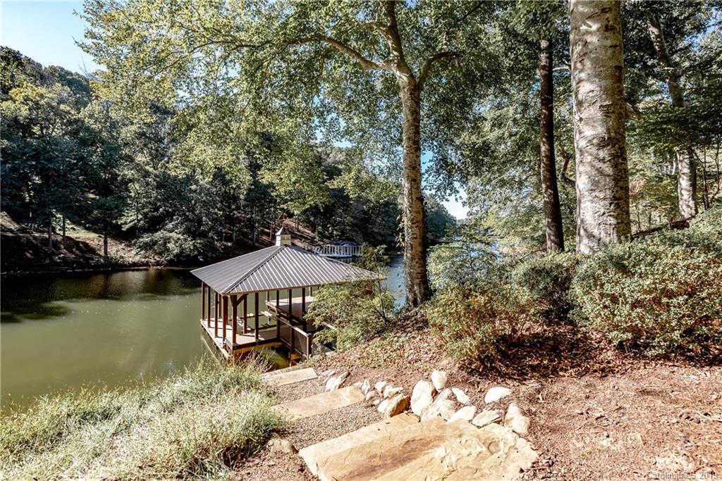 RH McComb - Residential