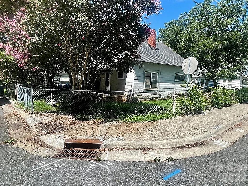 703 Spruce Street