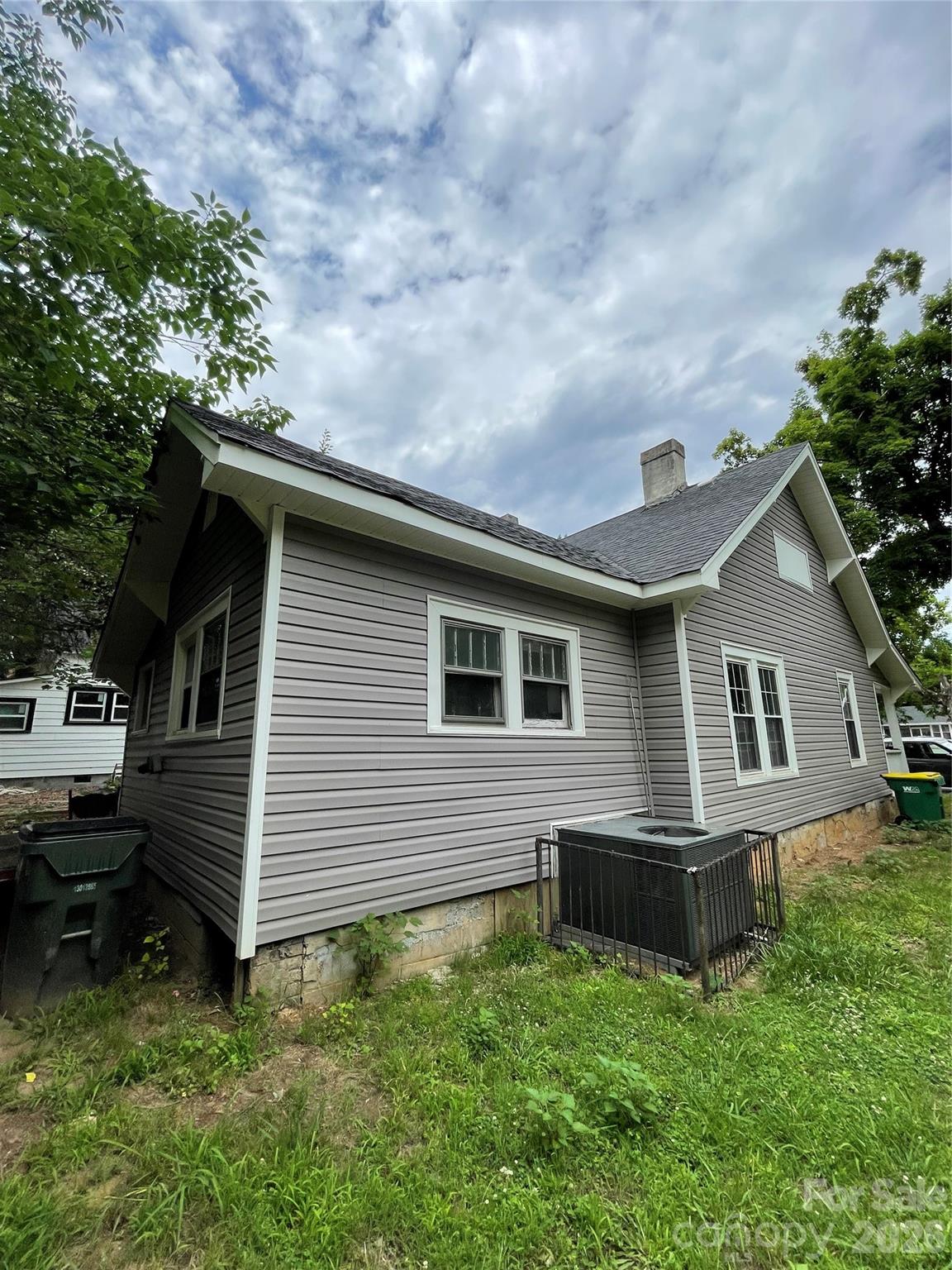 217 E Horah Street