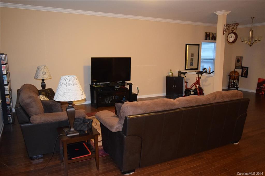 Lake Ridge - Residential