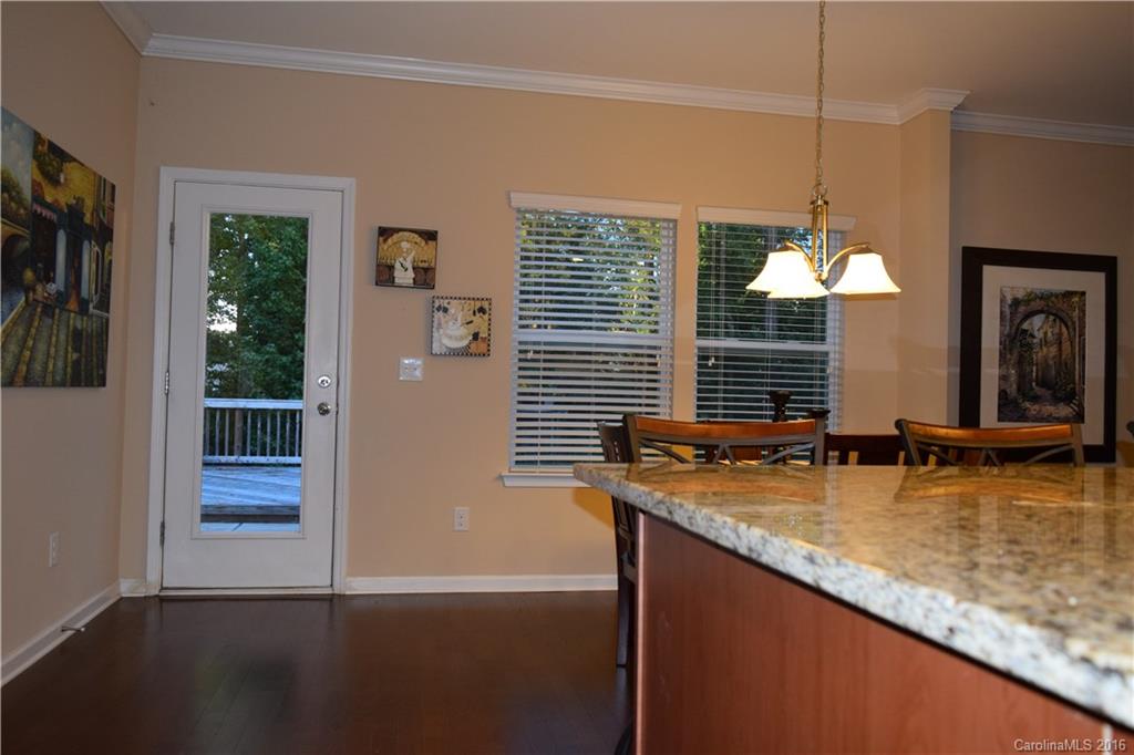 Lake Ridge - Residential