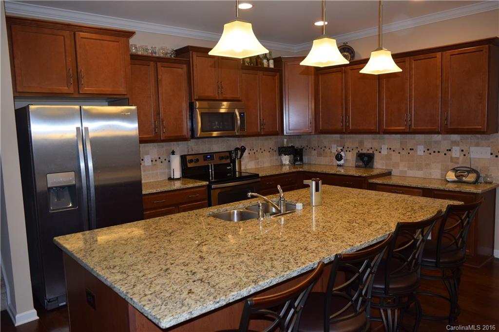 Lake Ridge - Residential