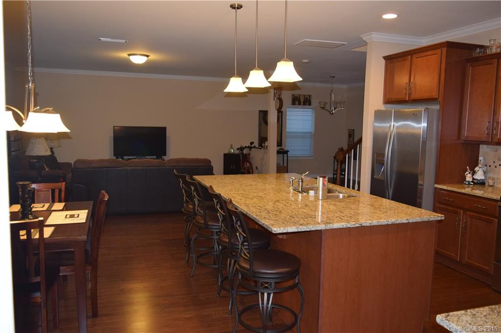 Lake Ridge - Residential