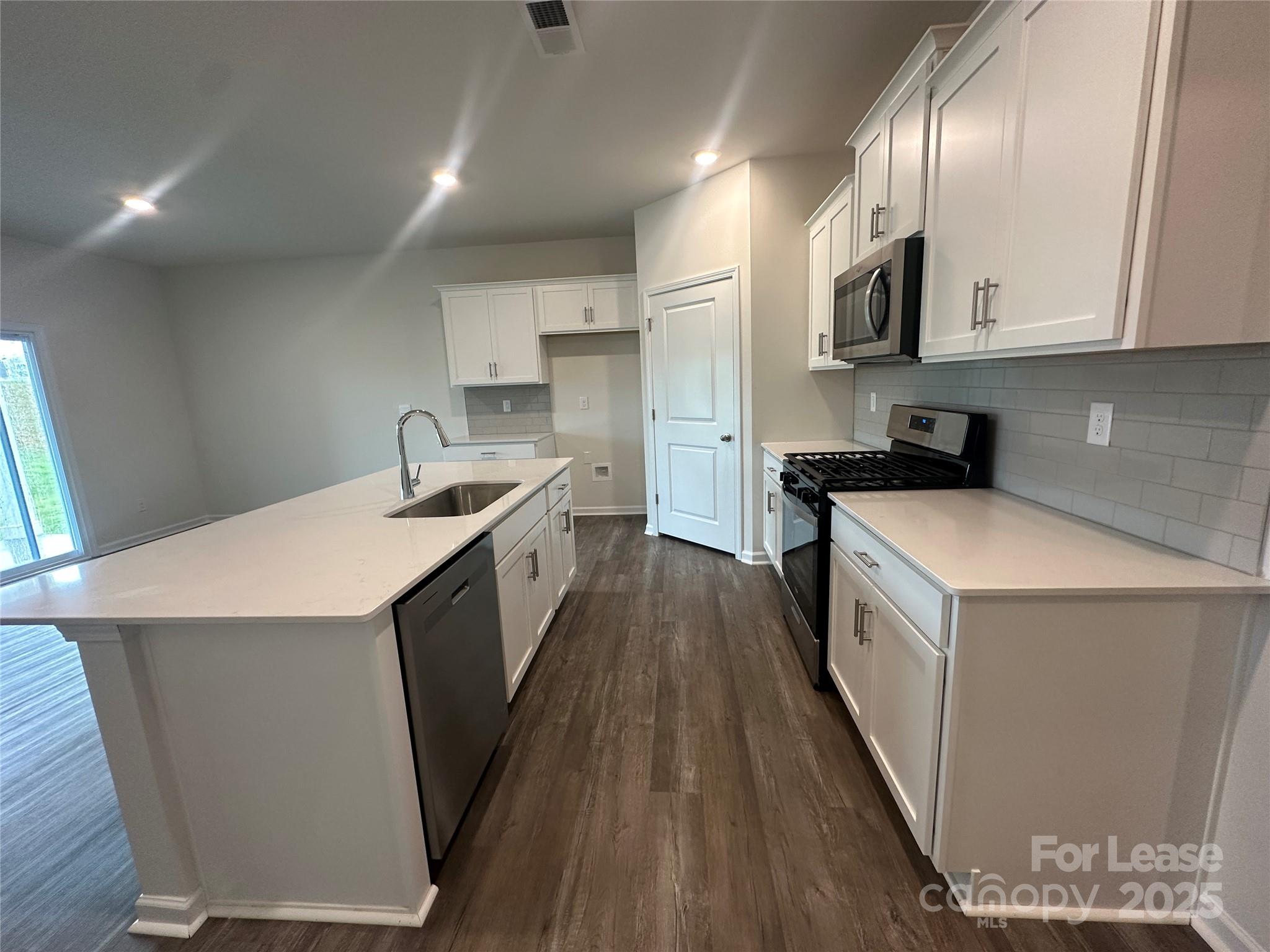 Wallace Springs - Residential Lease