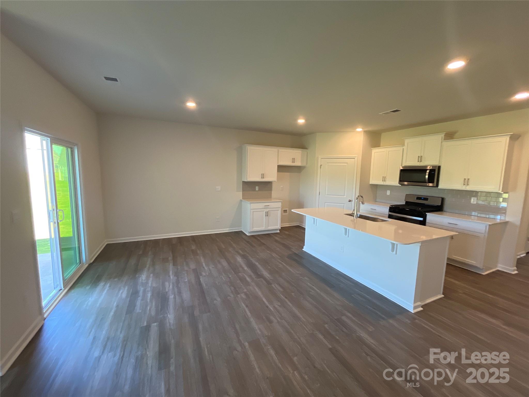 Wallace Springs - Residential Lease