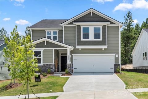 A home in Huntersville