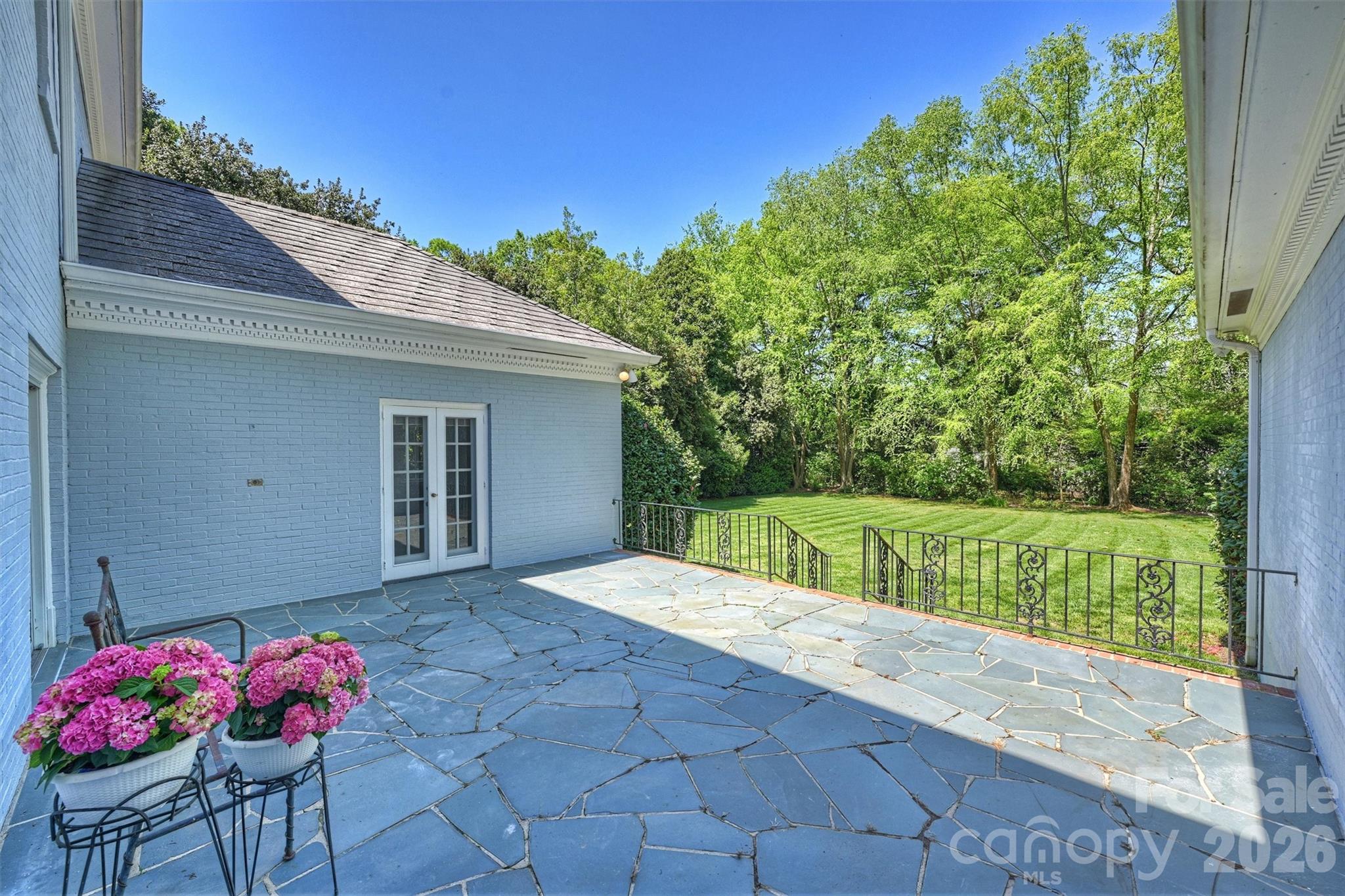 Myers Park - Residential