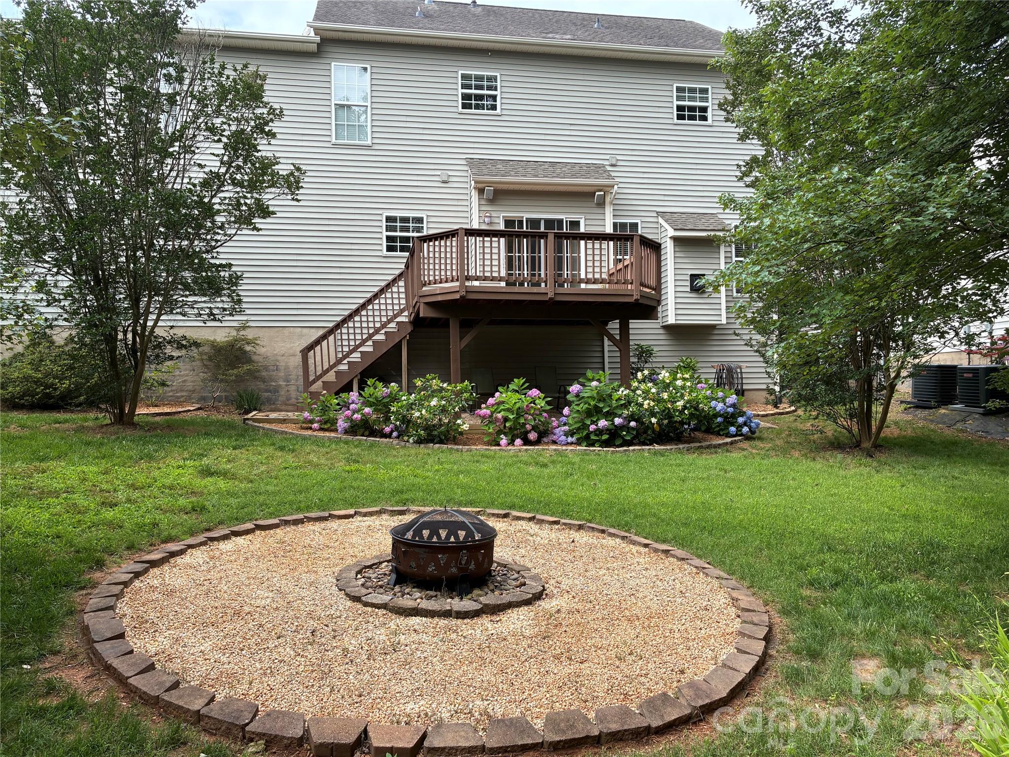 12025 Harmon Lane