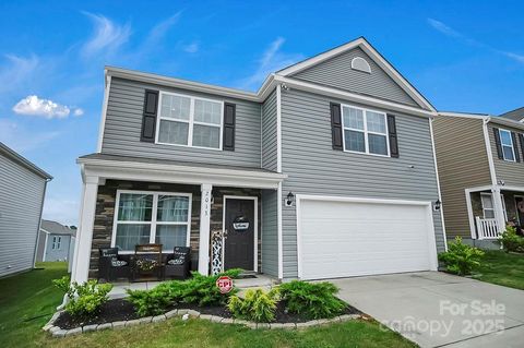 2013 Eastway Drive Dallas NC 28034