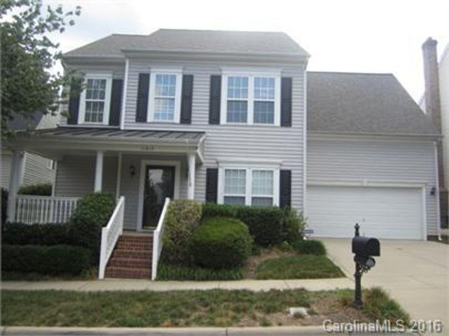Amazing Ballantyne location with tons of amenities including pool and playground! This 4 bedroom, 2.5 bathroom home will NOT last long! It features 2600 square feet, wood floors throughout the main level, black appliances in the kitchen, gorgeous garden tub in the master, fenced-in yard, and a patio. Come see to believe!