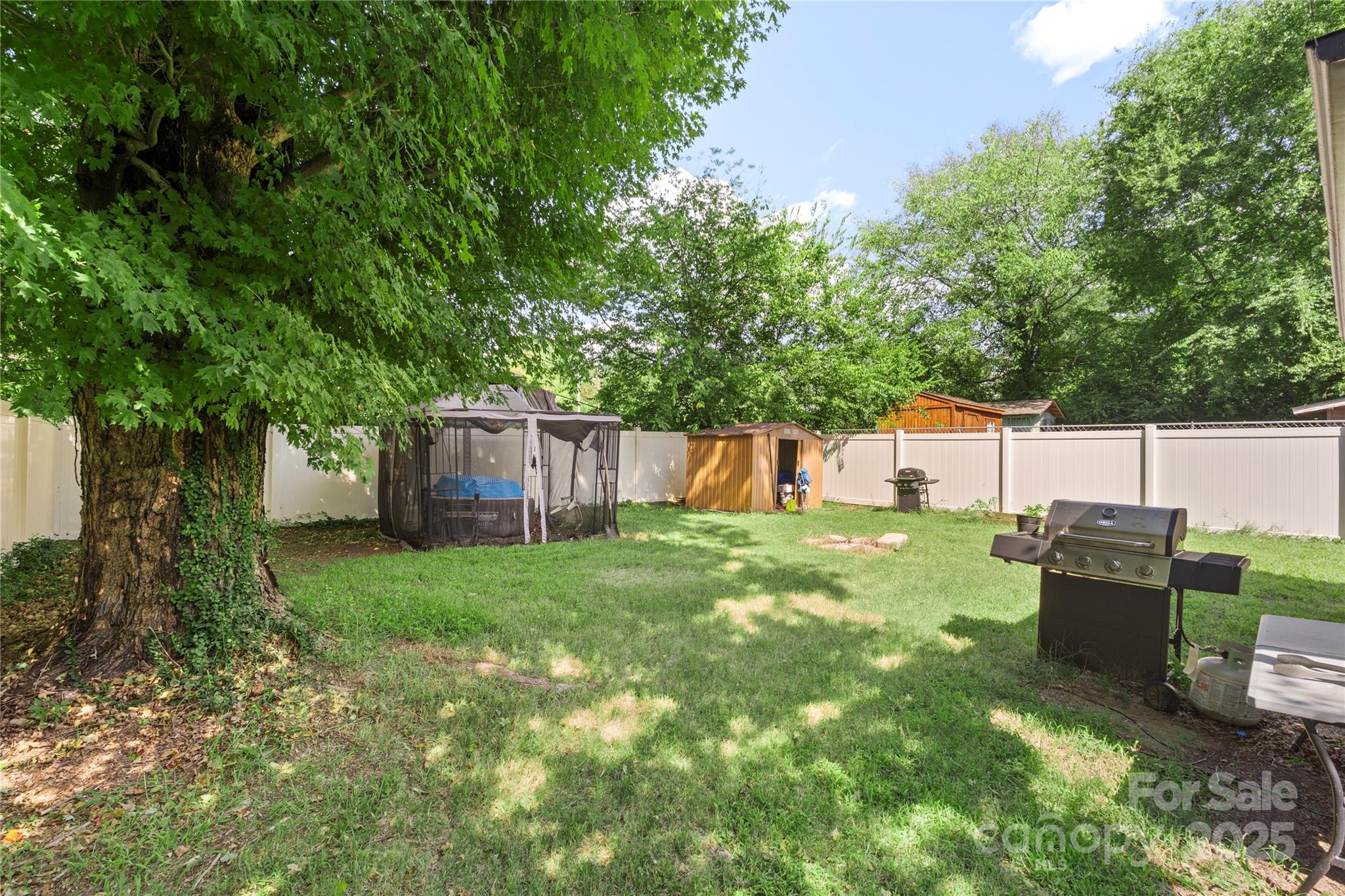 Lincoln Park - Residential