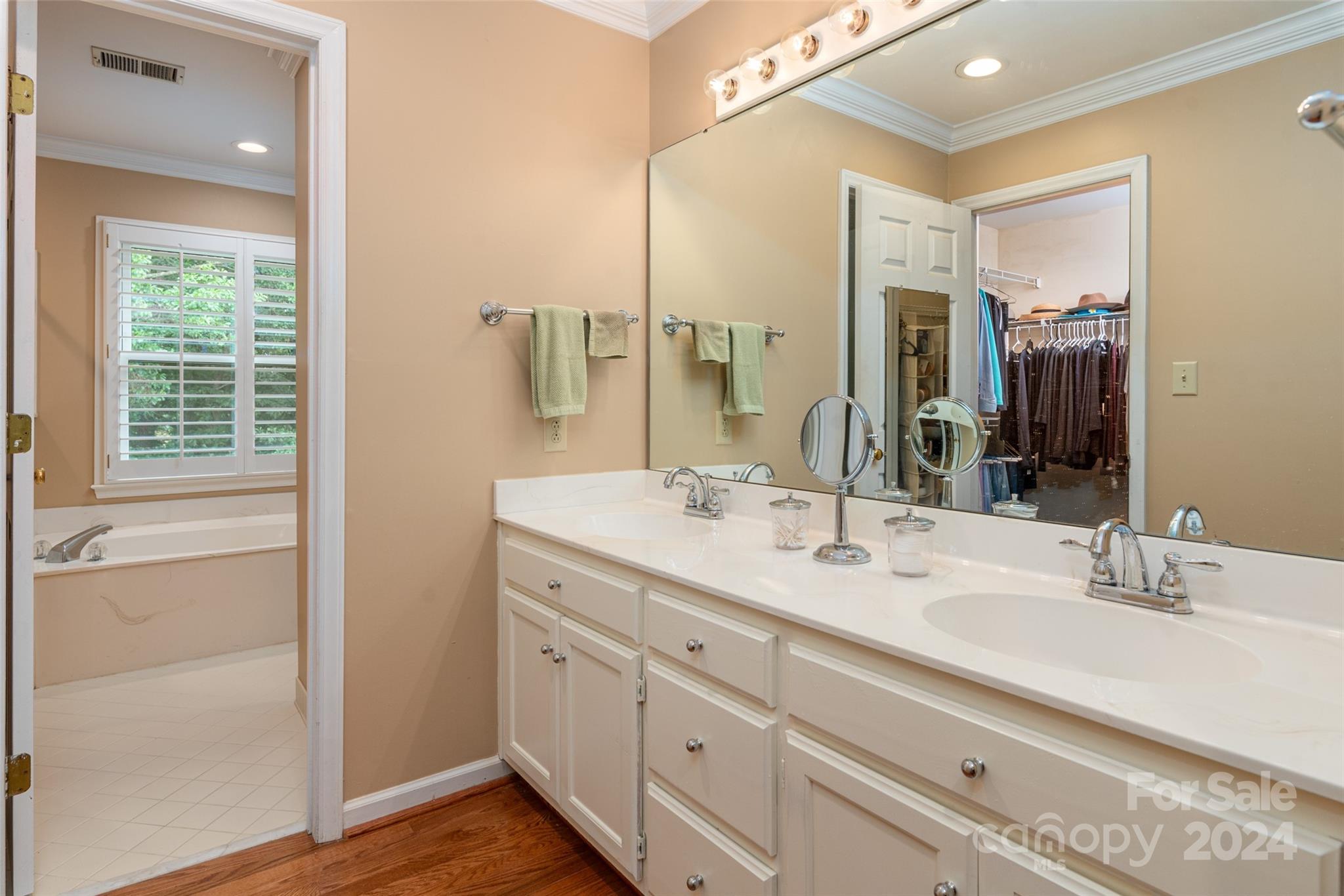 Bishops Ridge - Residential