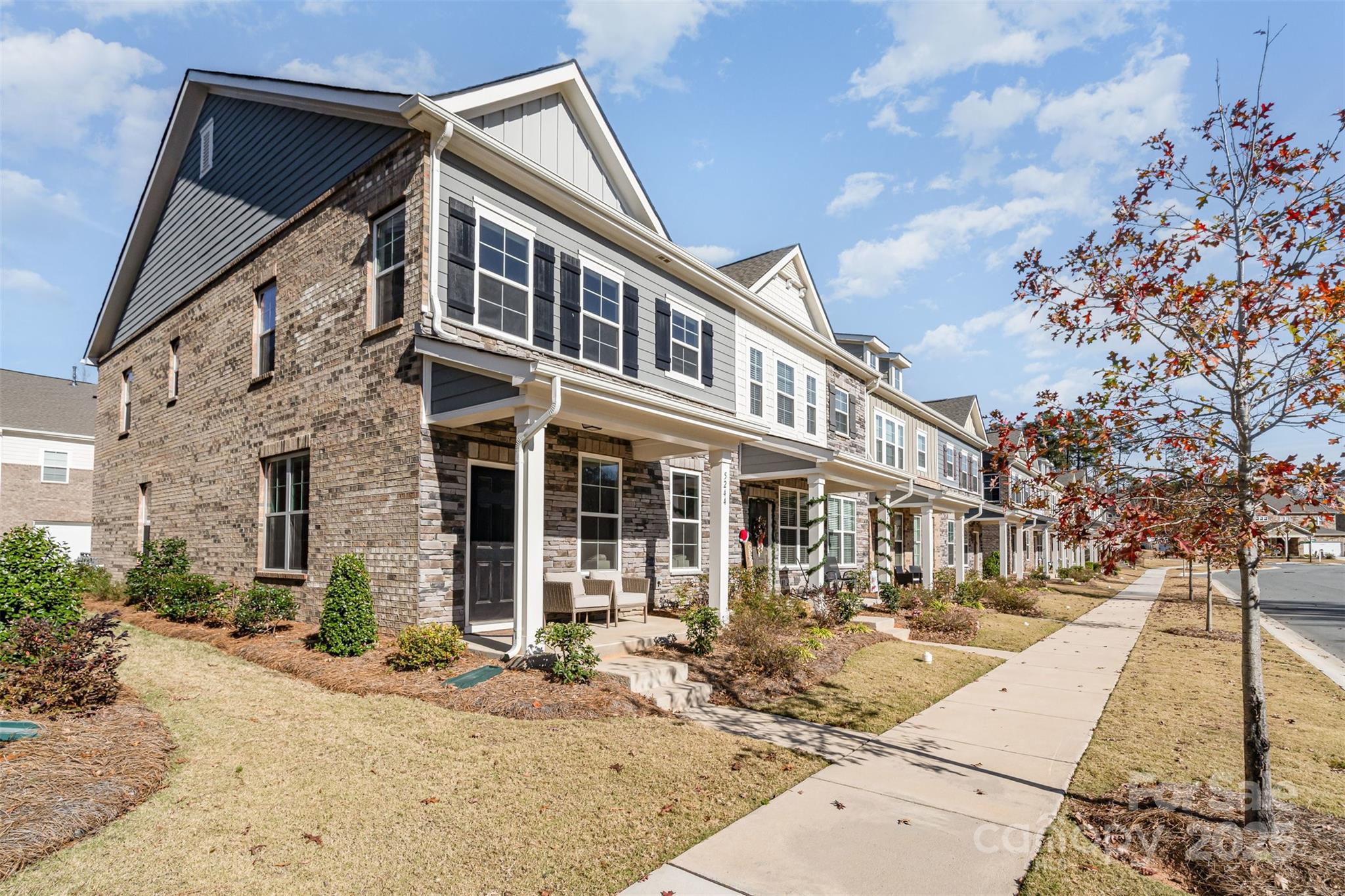 5244 Kinsbridge Drive