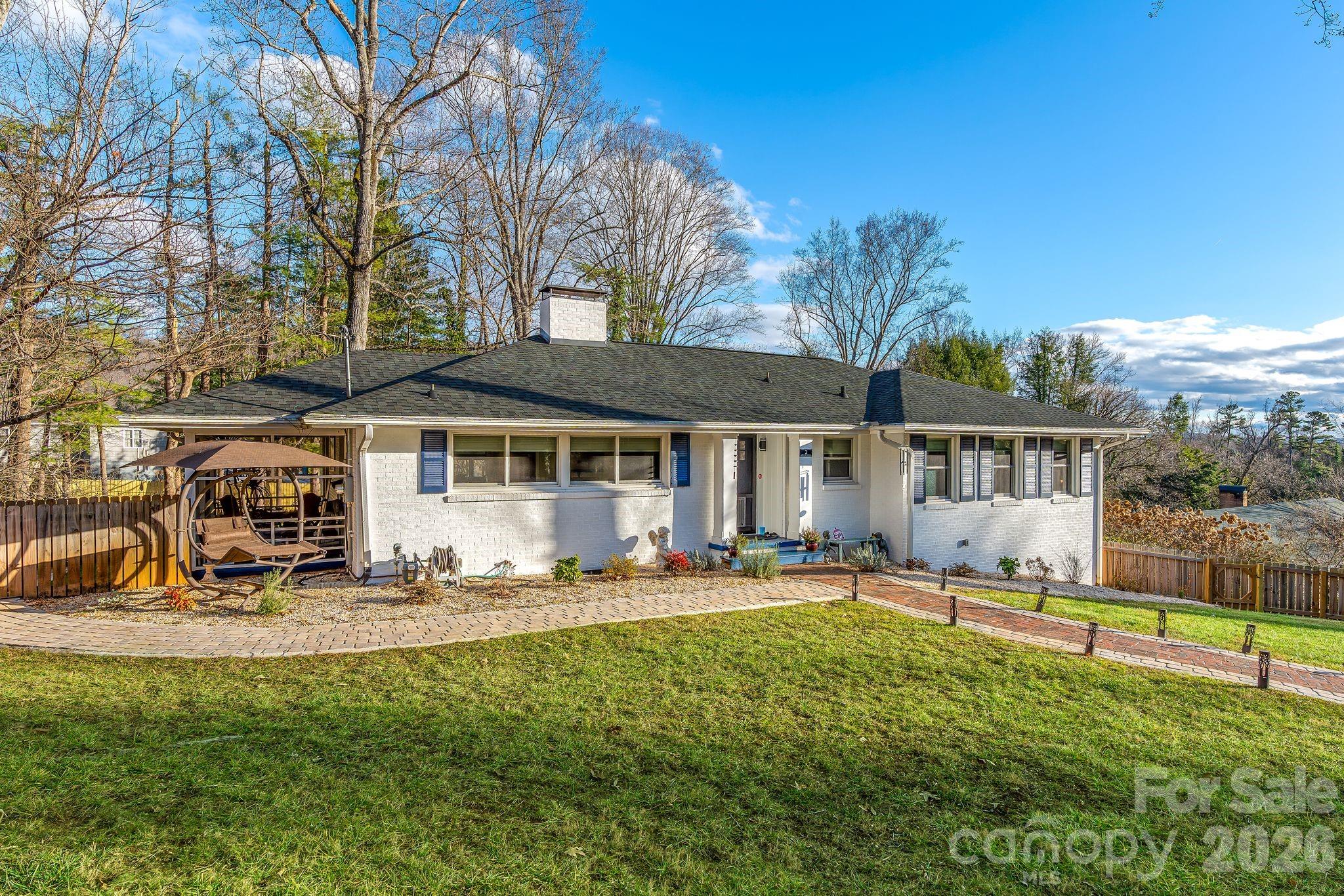 2 Bevlyn Drive