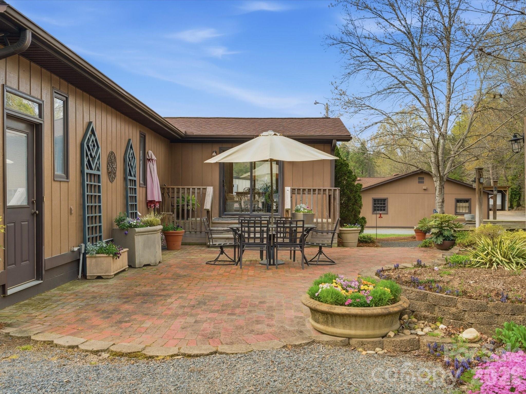 2620 Reeves Island Road