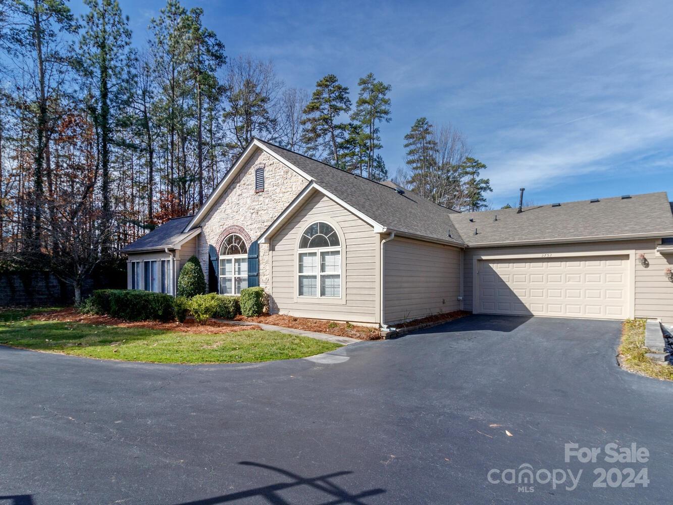 Polo Club of Matthews - Residential