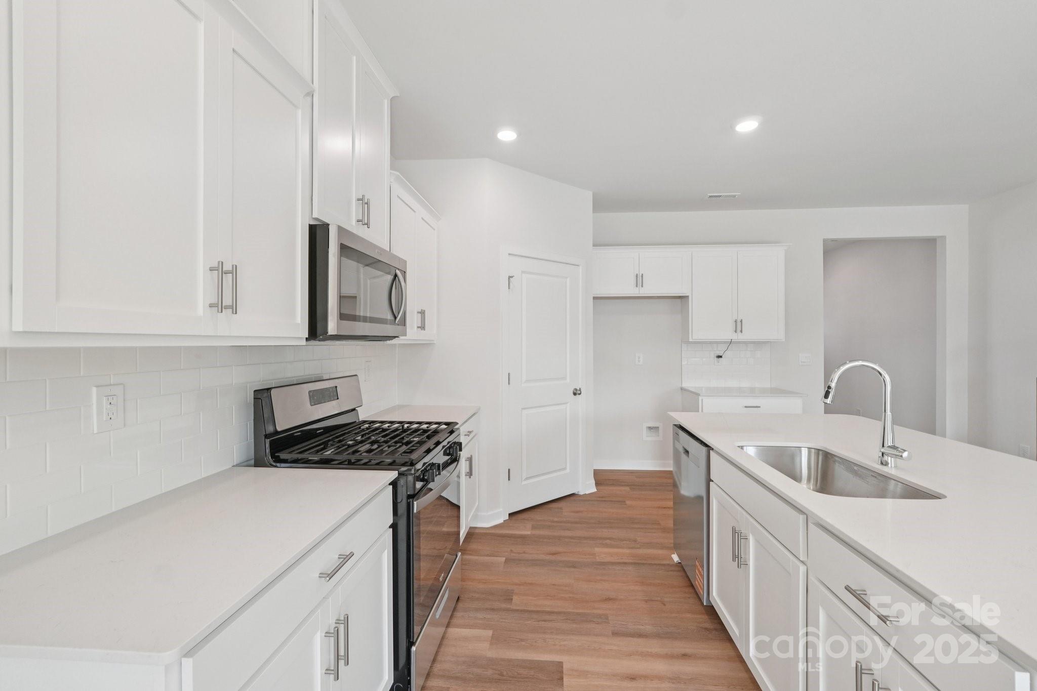 Cardinal Creek - Residential