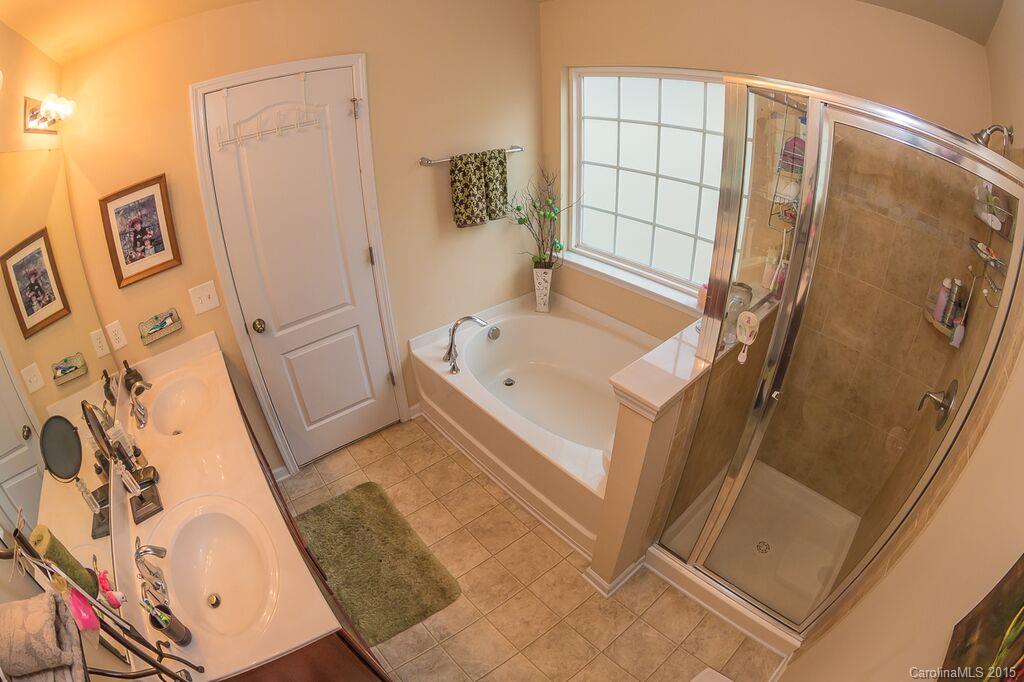 Old Stone Crossing - Residential