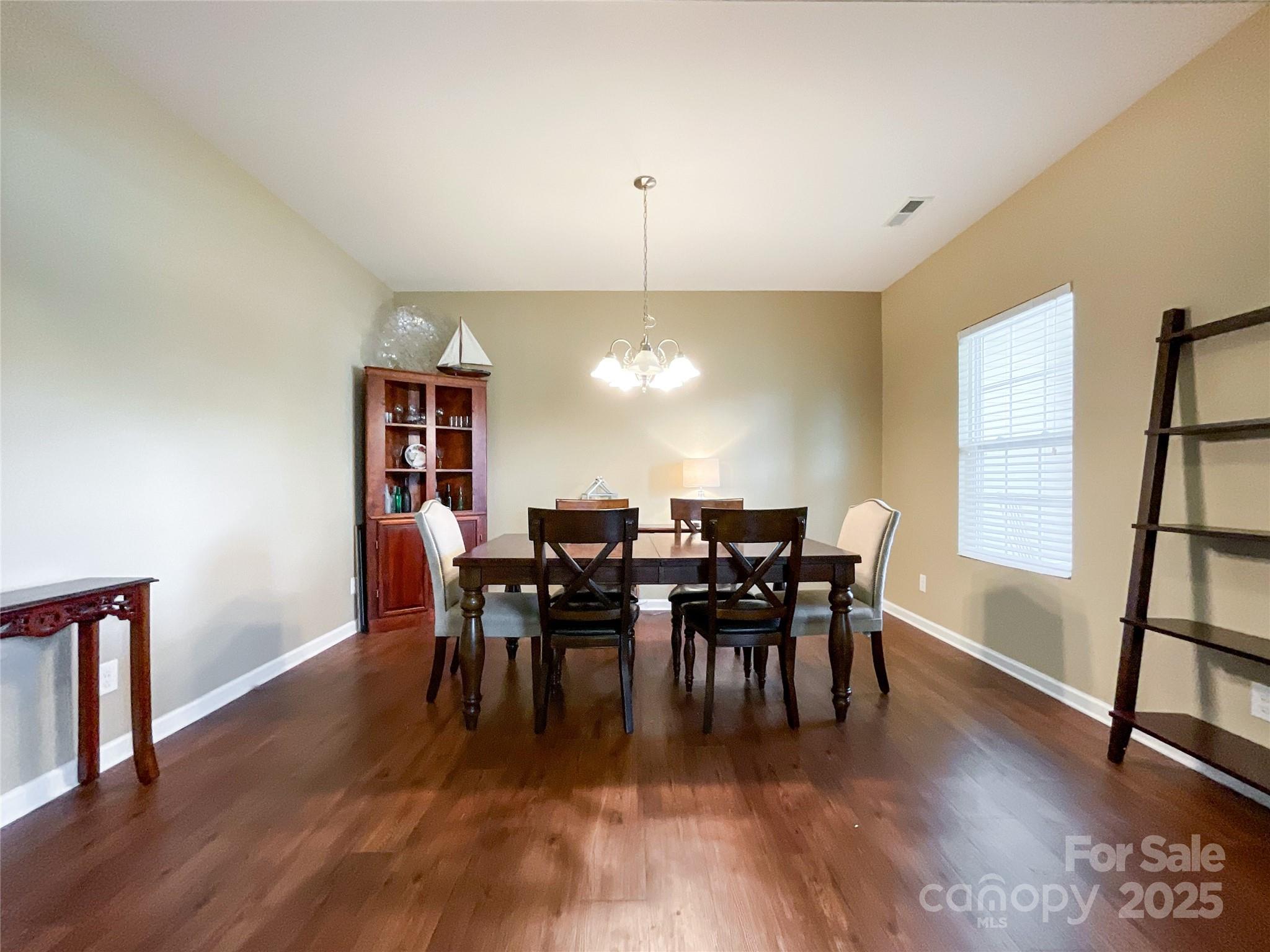 1500 Sunflower Field Place