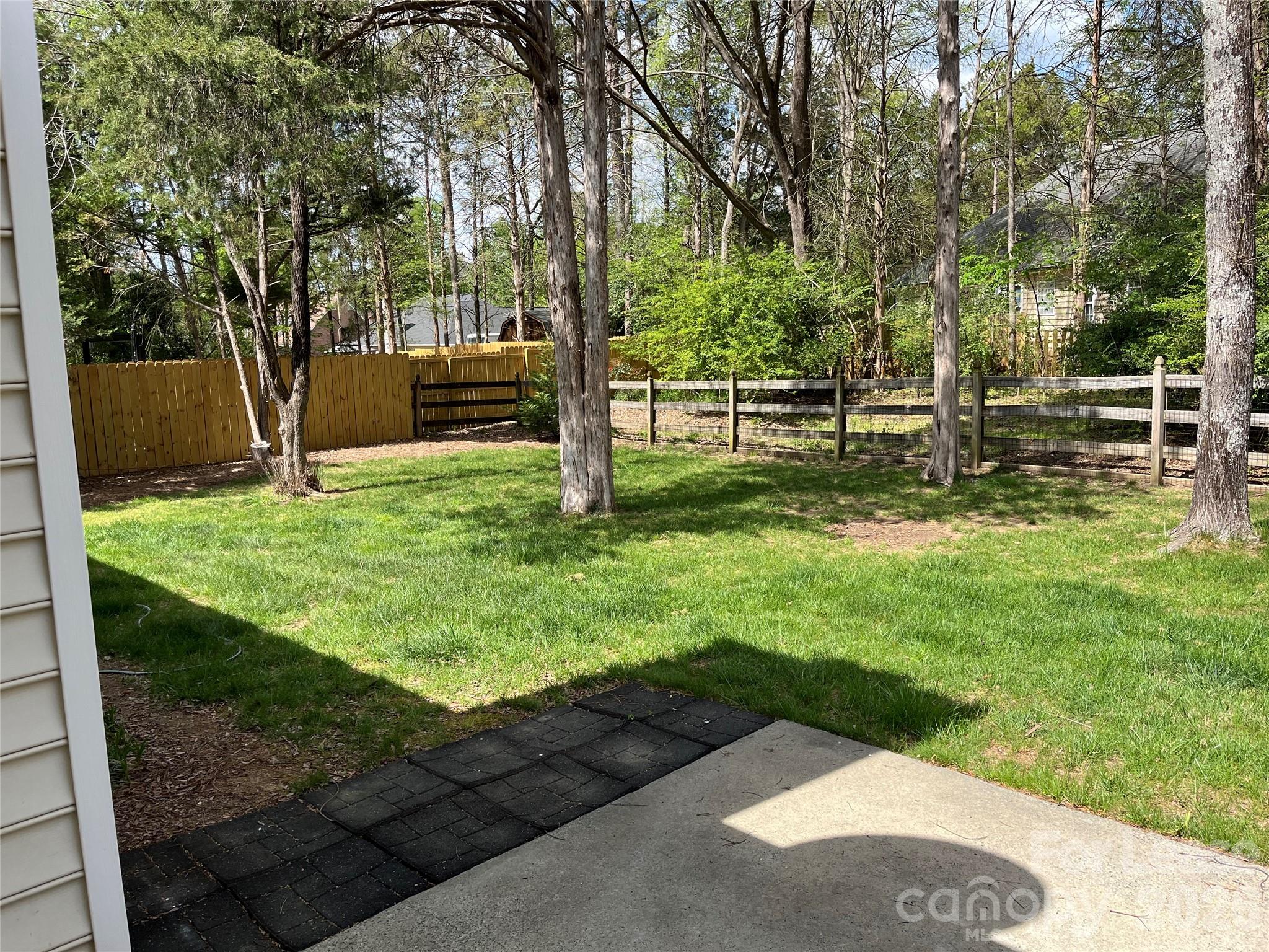 3415 Arboretum View View