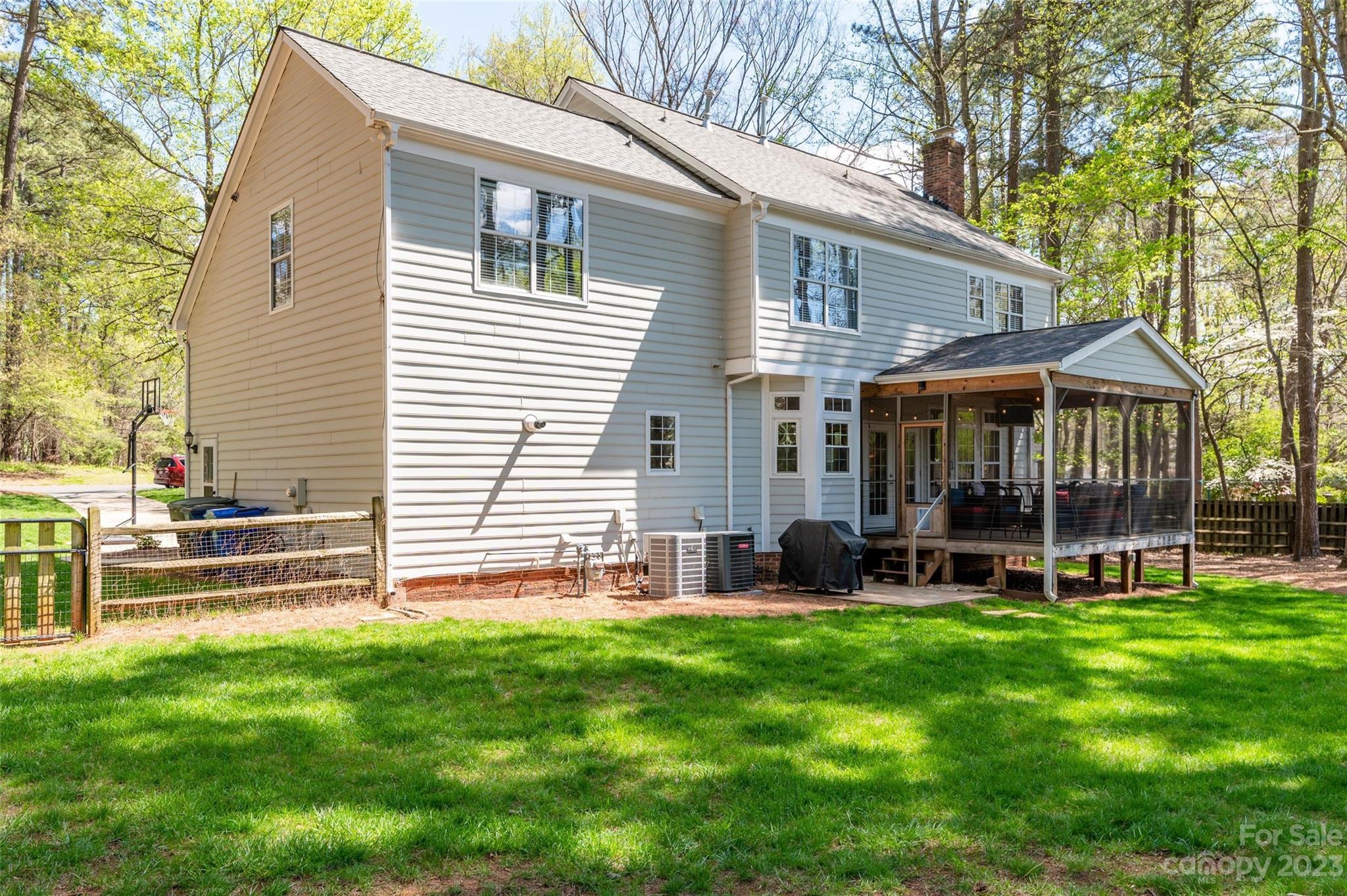 Monterey Landing - Residential