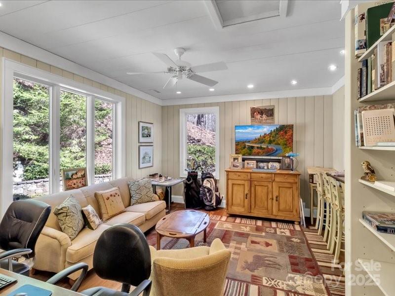 Wayneview Acres - Residential