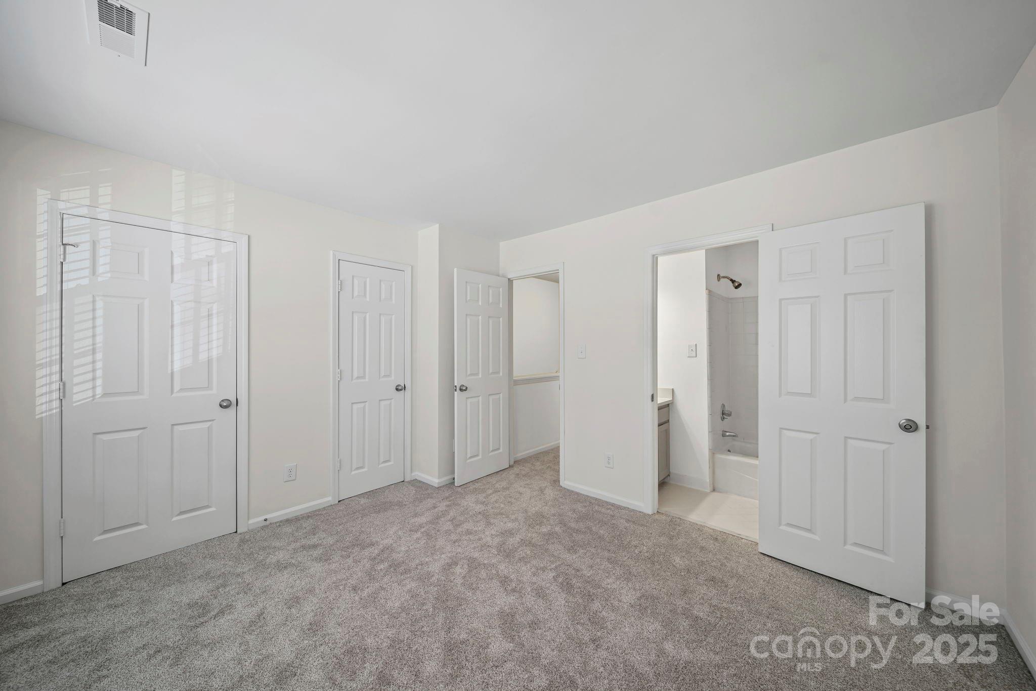 Dunhill Court - Residential