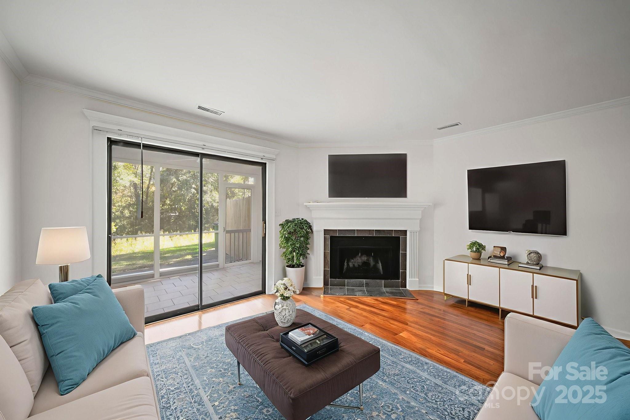 Dunhill Court - Residential