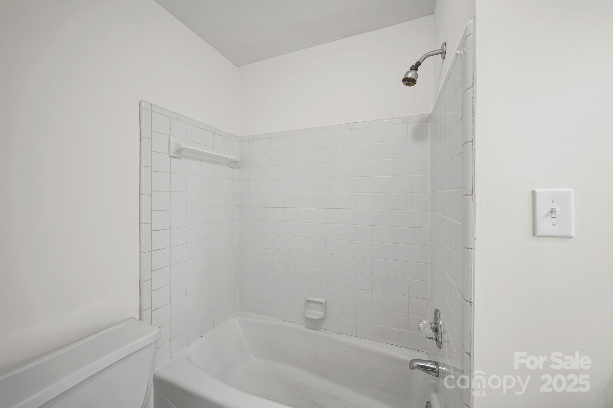 Dunhill Court - Residential