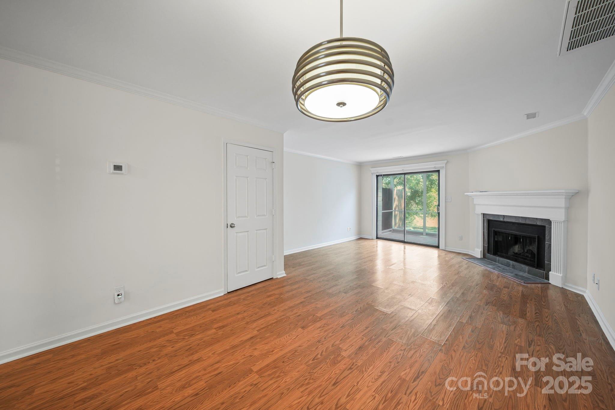 Dunhill Court - Residential